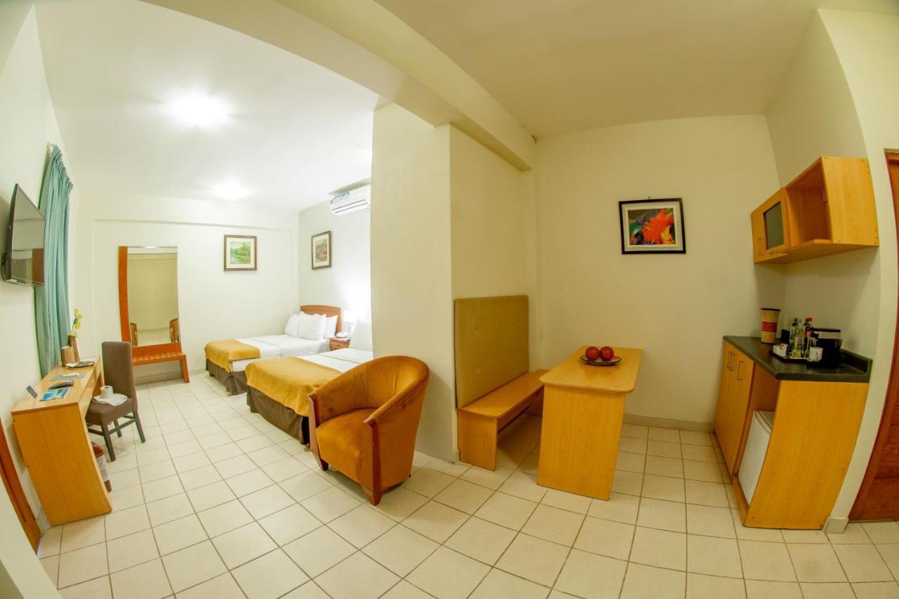 El Dorado Express Hotel 이키토스 외부 사진